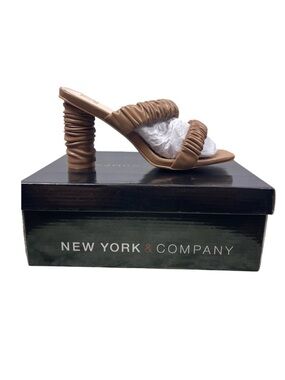 NWT NY&CO Faina Ruched Strap Heeled Sandals Nude 9 Mule Neutral Contemporary